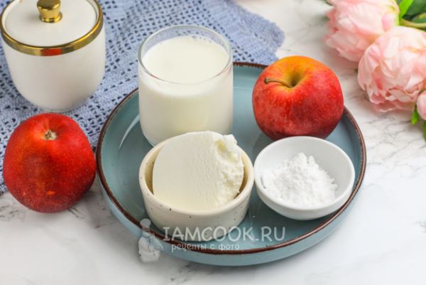 Молочный коктейль с яблоком