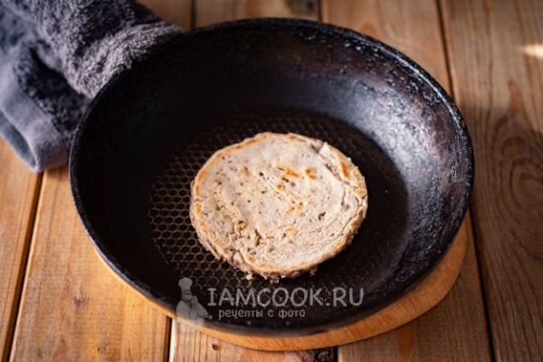 Лепешки из муки зелёной гречки