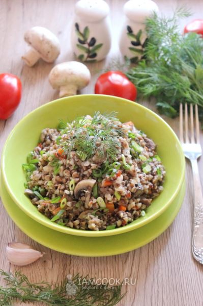 Гречка с тушенкой по-купечески