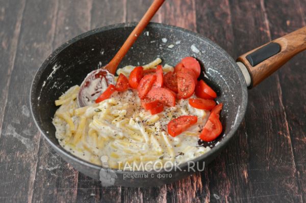 Паста с рикоттой и помидорами
