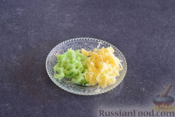 Закуска из ветчины и сыра с соусом из хрена