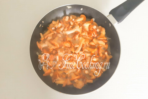 Пирог с лисичками