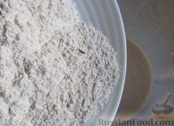 Фокачча из цельнозерновой муки, с виноградом