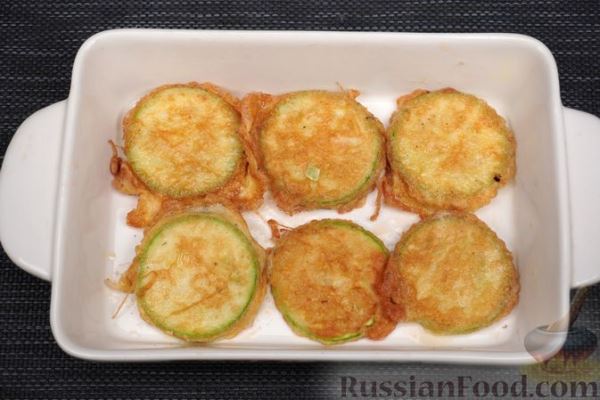 Жареные кабачки в йогуртовом соусе