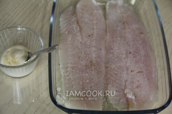 Филе пангасиуса в духовке с сыром