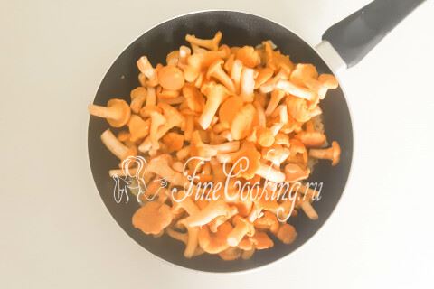 Пирог с лисичками