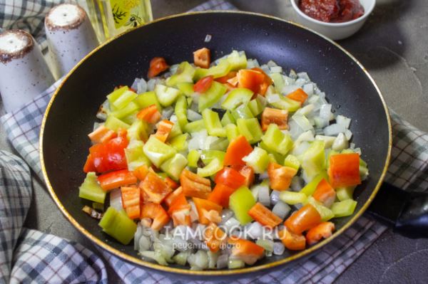 Икра из тыквы с томатной пастой