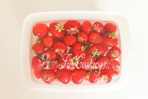 Цветаевский пирог с клубникой