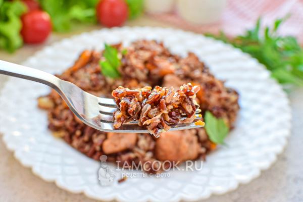 Плов с индейкой и бурым рисом