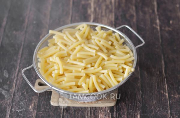 Паста с рикоттой и помидорами