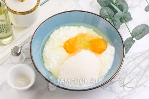 Пирог с малиной на сковороде